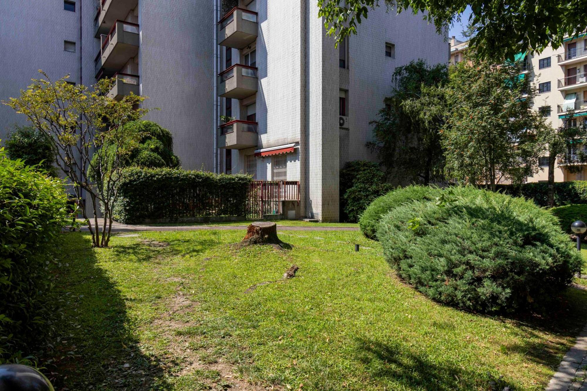 Bright House - Carozzi